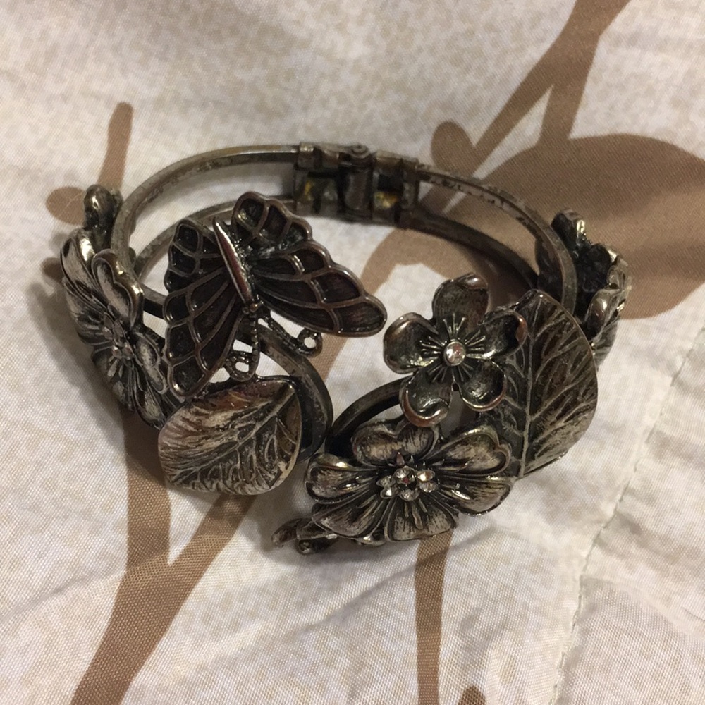 Antique Silver Bracelet Free Sipping